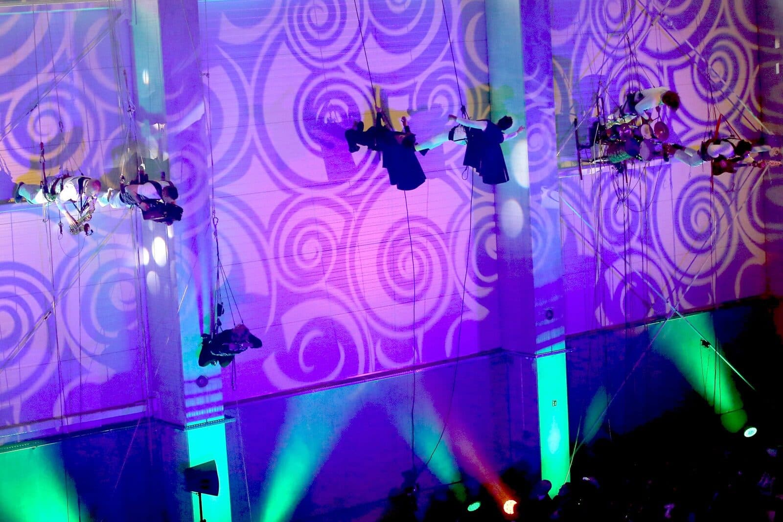 MOVYTZA — Wertykalne show, realizacja MOVYTZA